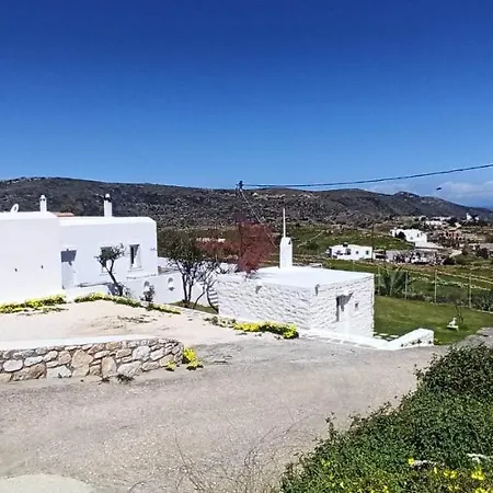The View House * Lefkes (Paros)